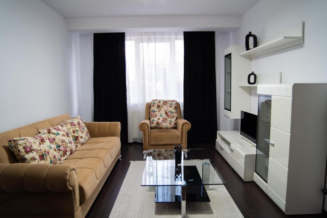 Ultracentral Golden Apartament 2 Σουκεάβα Εξωτερικό φωτογραφία